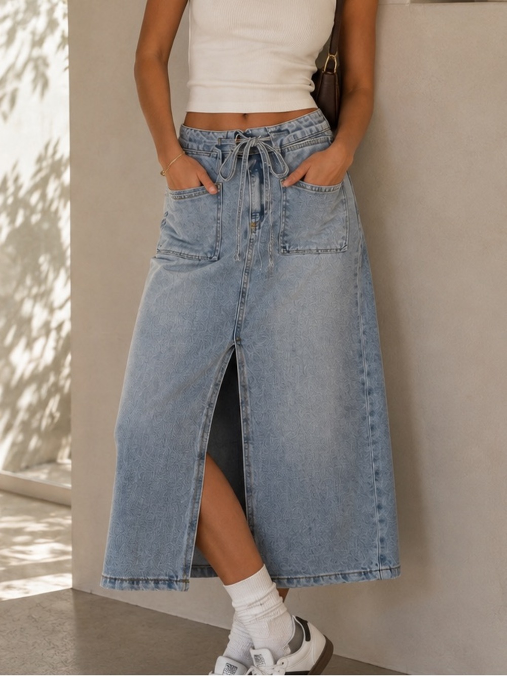 Rewash Women's Denim Skirt Size 3/26 - Light Wash A-Line Midi Skirt